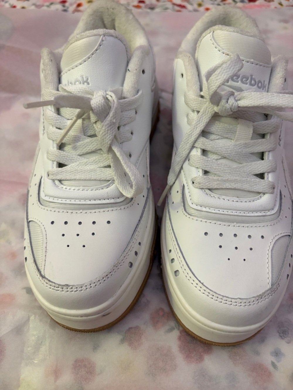 Reebok White womens Lace-Up Sneakers